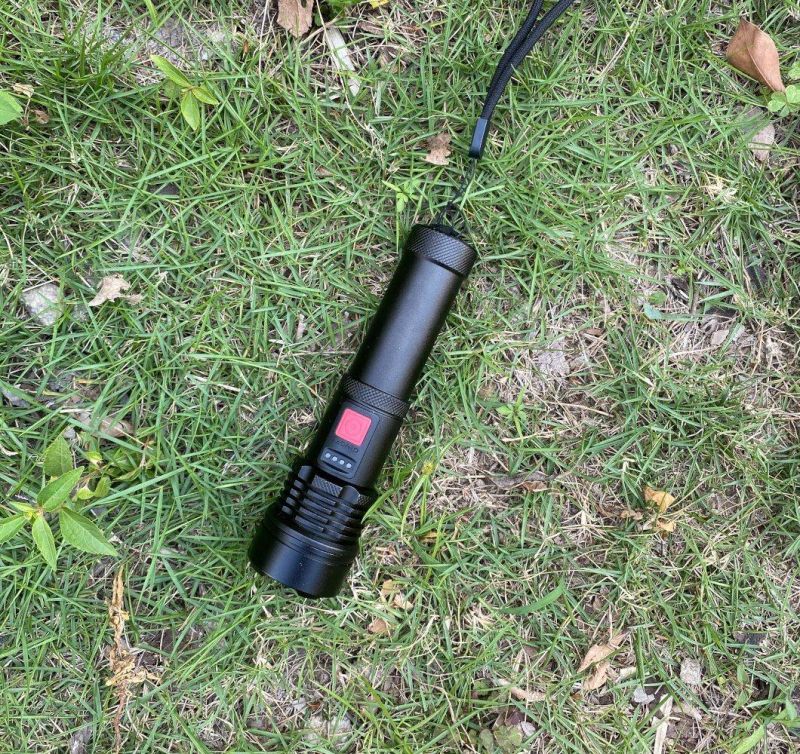 USB Rechargeable Zoom in and Zoom out Outdoor Work Camping Searching Aluminum LED Flashlight