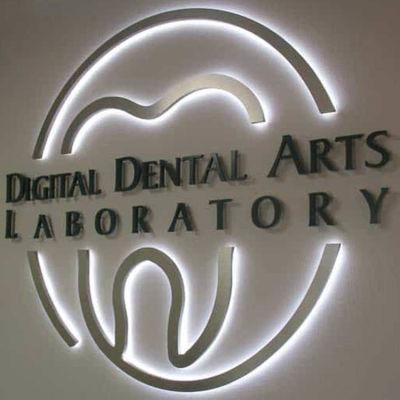 Acrylic Dentist Advertising Signboard Illuminated Dental Store Logo Letter Sign