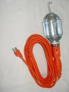Handhold, Magnet Work Light with an Outlet, 16/3, 25FT Cord for Repairing Factory
