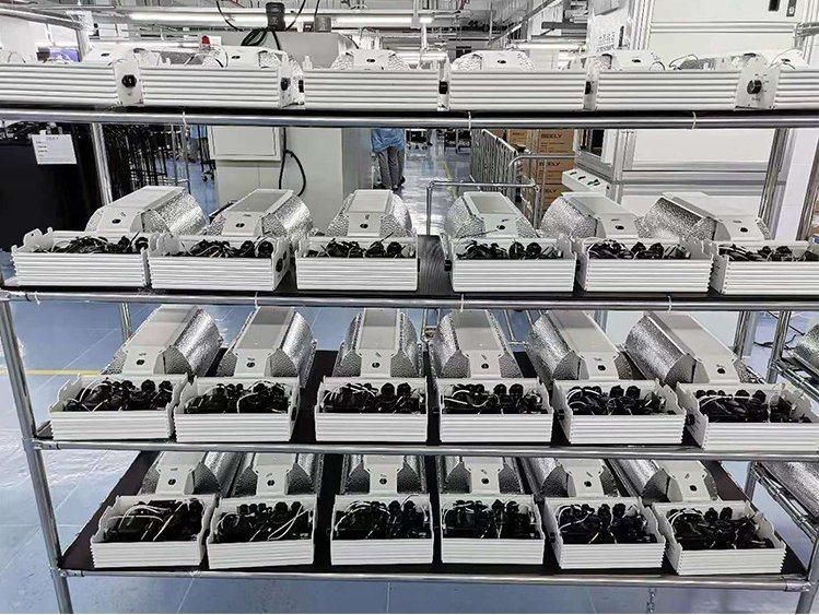 Ronbo Sunrise Wholesale High Ppf 600W 660W 1000W 1150W Planting Greenhouse Hydroponic System Indoor Plant Growing Plant Double End HID HPS Grow Light