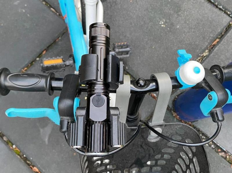 Water Proof Rechargeable LED Bicycles and Motorcycles Driving Light