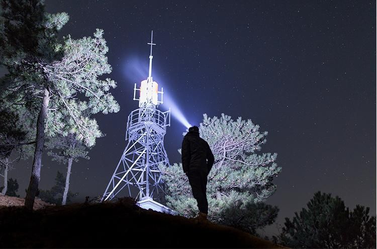 USB Rechargeble Outdoor High Light Telescopic Zoom Xhp70 Headlamp