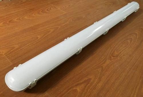 Surface Mounted Daylight LED Tri-Proof Light 1.5m 42W 5400lm 5000K 130lm/W