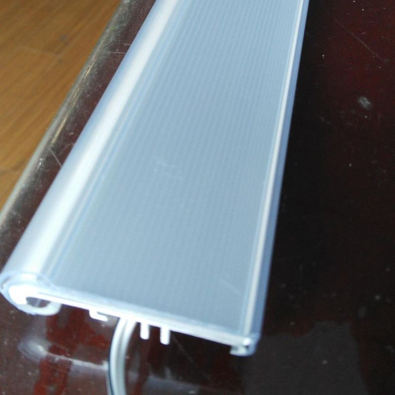 New Design Good Heat Dissipation High and Nature Lighting LED Fluorescent Light