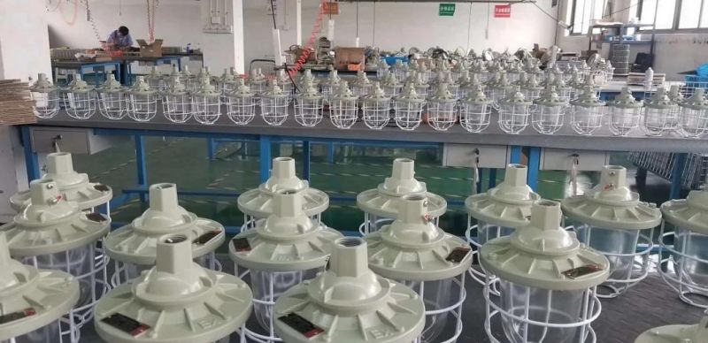 Explosion Light Fixture for Sugar Storage & Food Powder Plant Lighting Solution with IP66 and 9mm Temper Glass Cover for Zone 1 & 21 and Zone 2 & 22, 135lumen/W